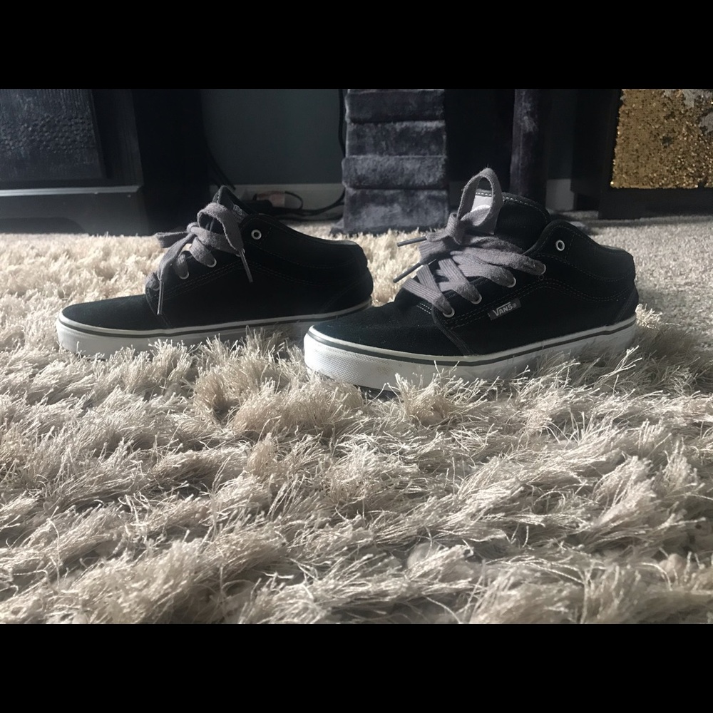 6Y Vans